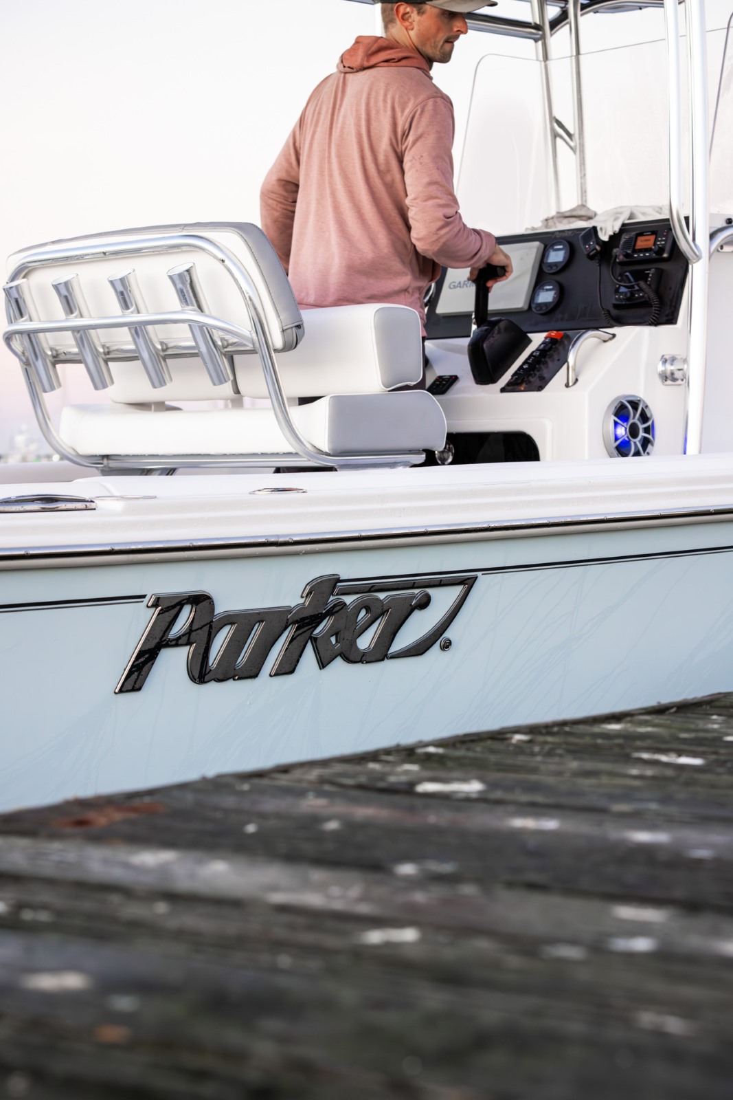 Parker Boats 210 Coastal Exterior 09