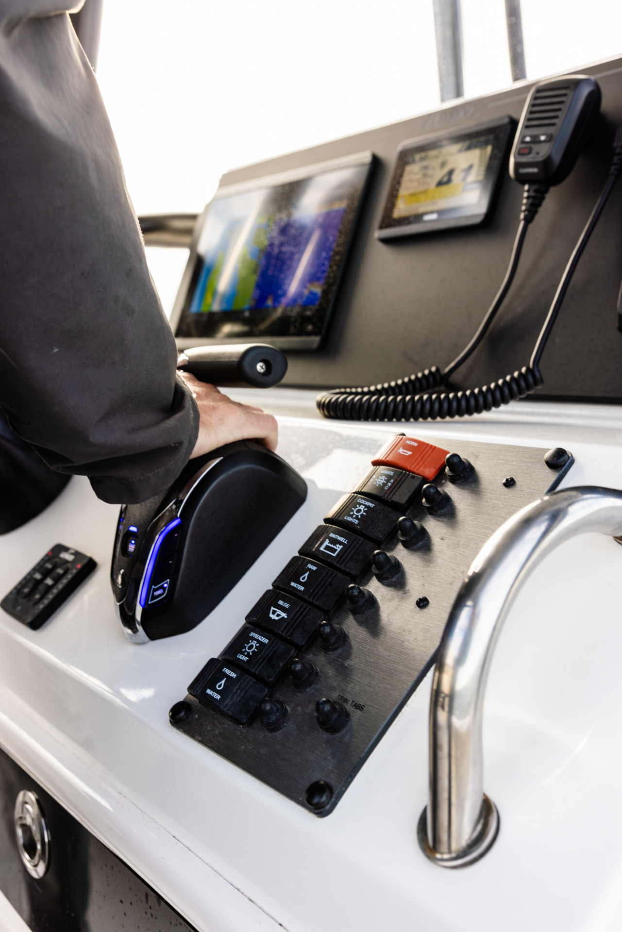 Parker Boats 210 Coastal Interior 01