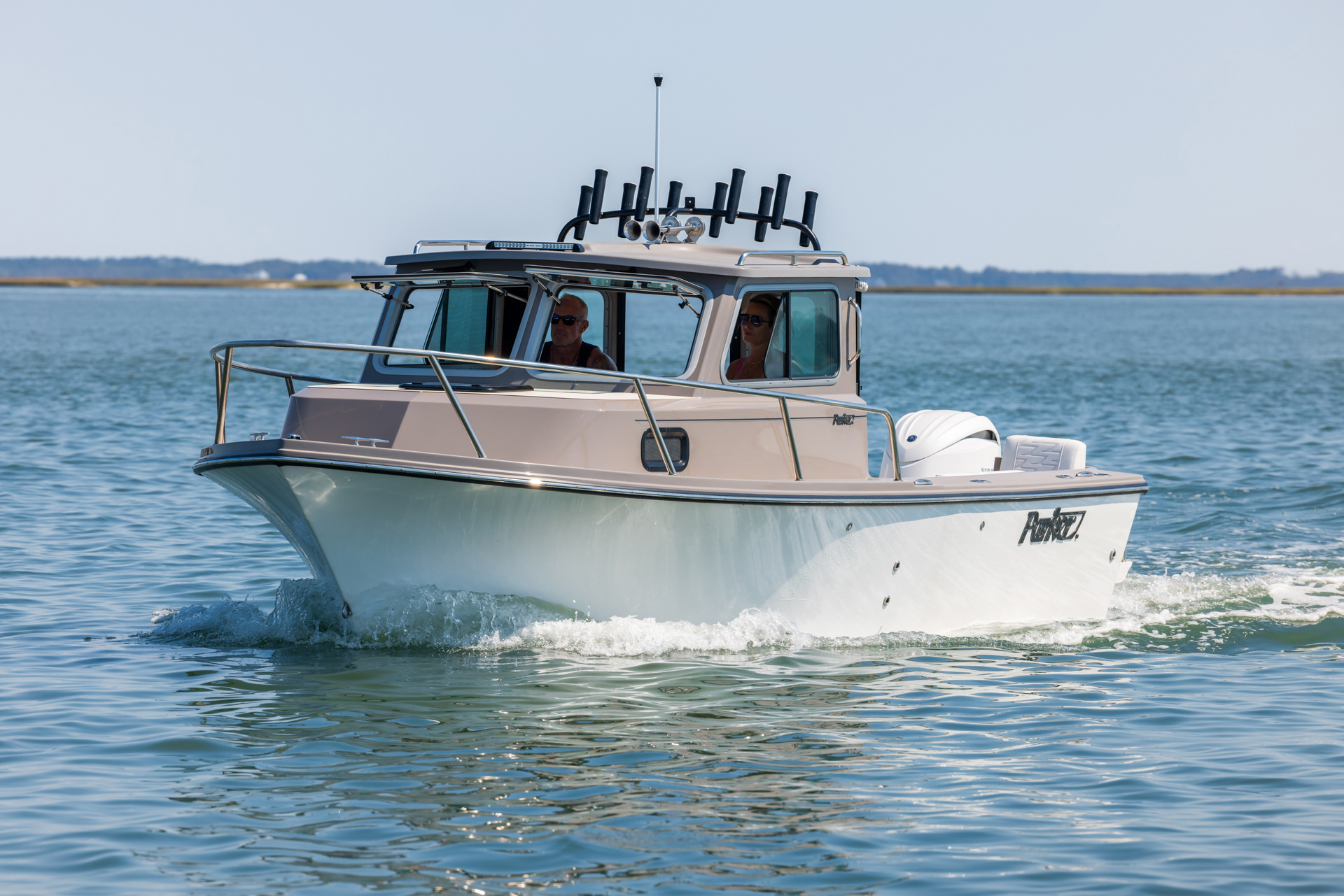 Parker Boats 217 Explorer Performance 01