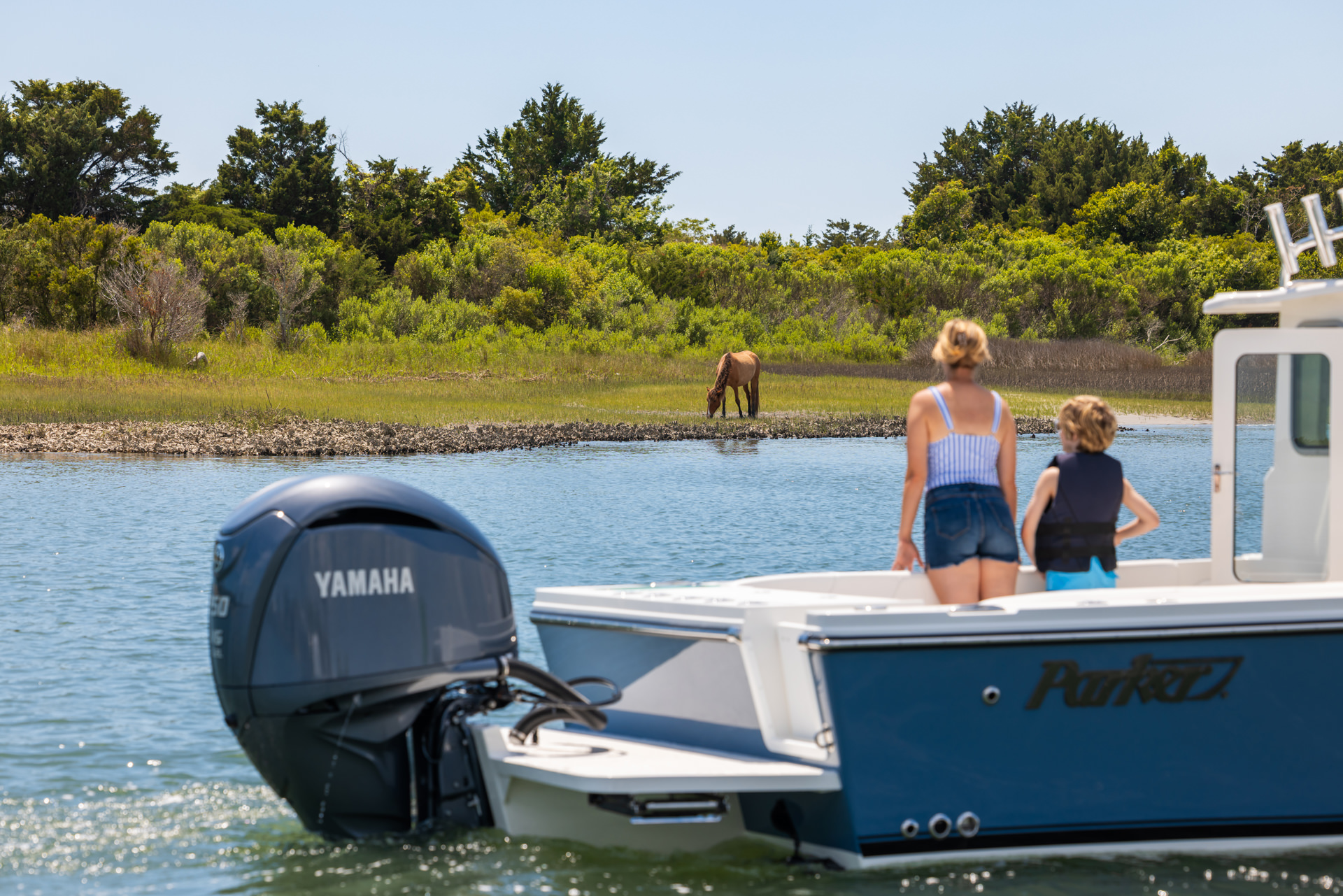Parker Boats 227 Explorer Exterior 08