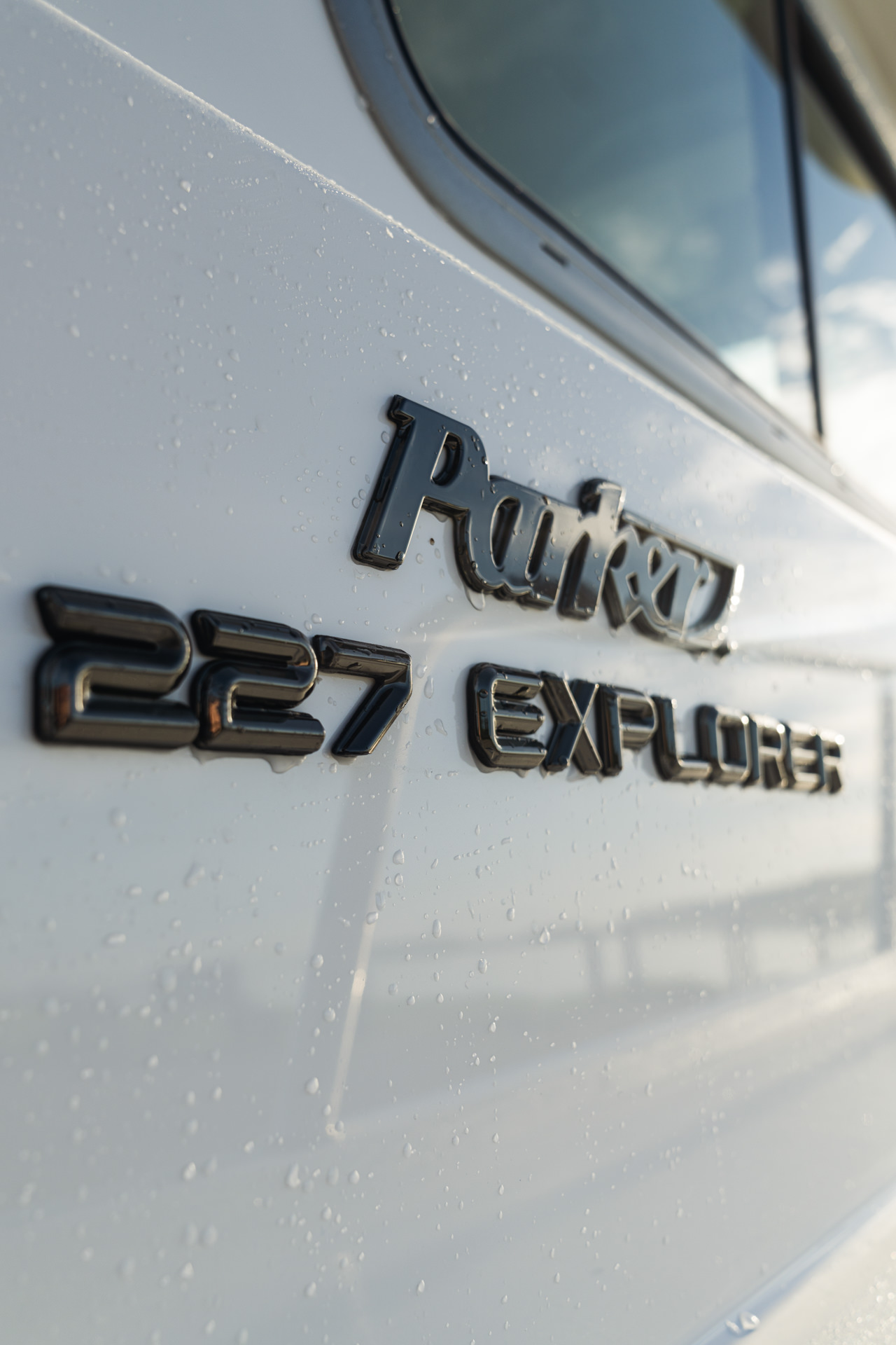 Parker Boats 227 Explorer Exterior 17