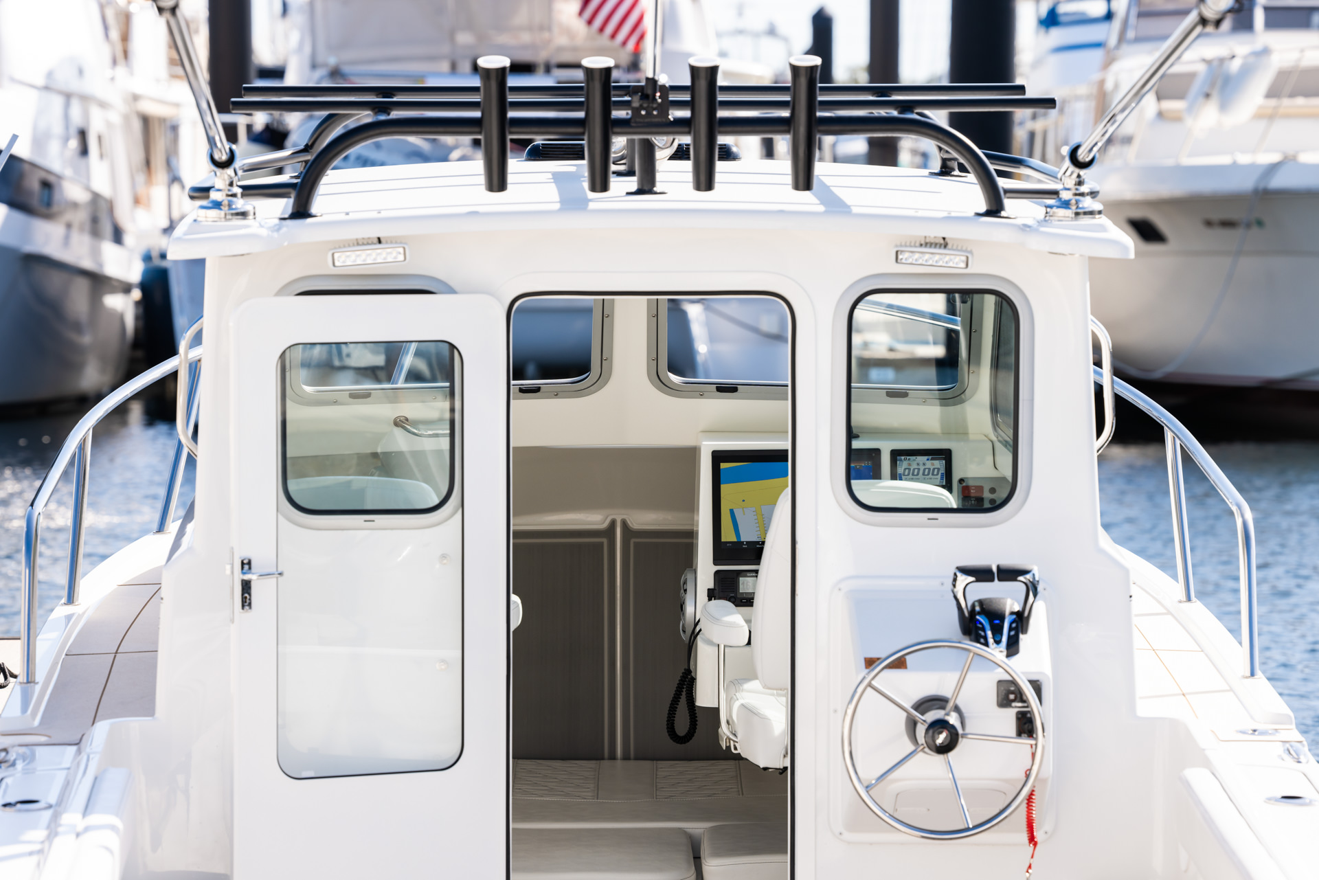 Parker Boats 247 Explorer Interior 01