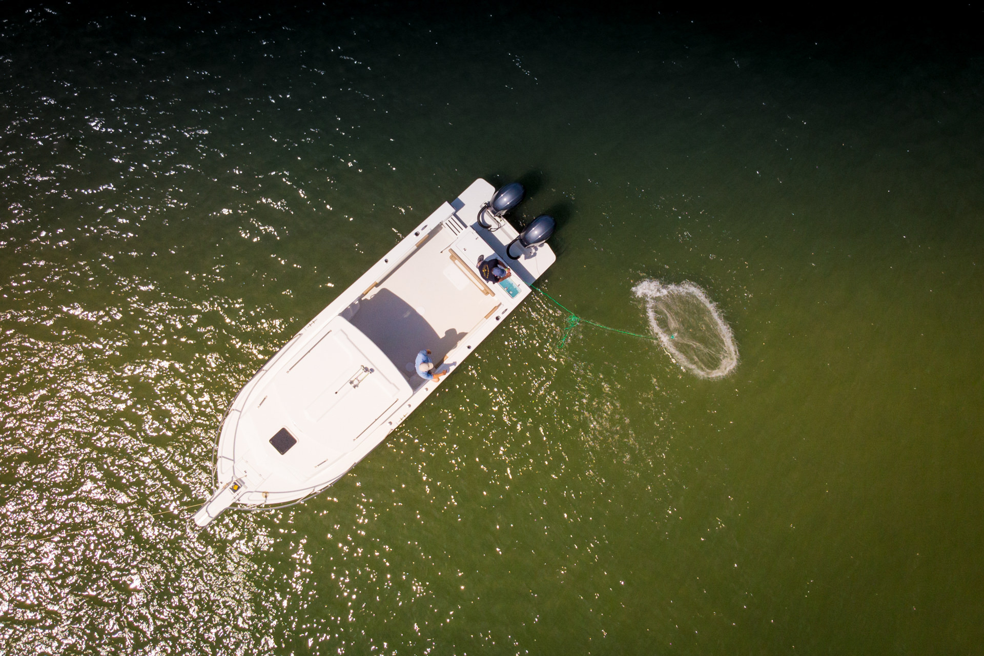 Parker Boats 257 Explorer Exterior 03