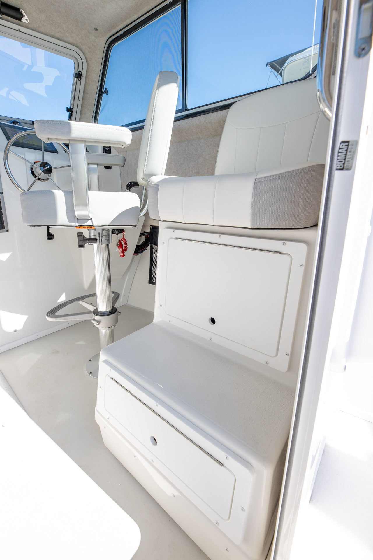 Parker Boats 257 Explorer Interior 07