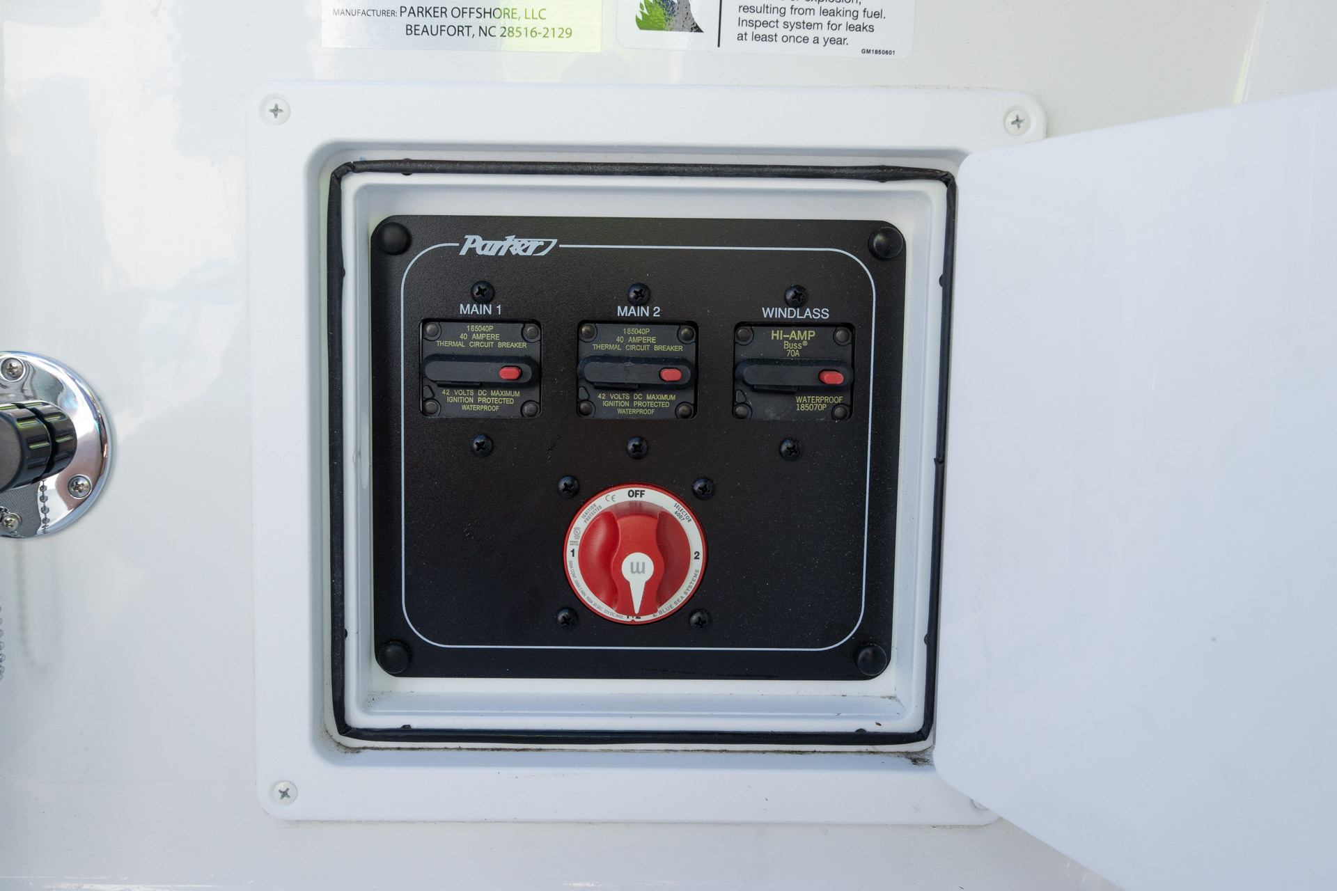 Parker Boats 257 Explorer Interior 18