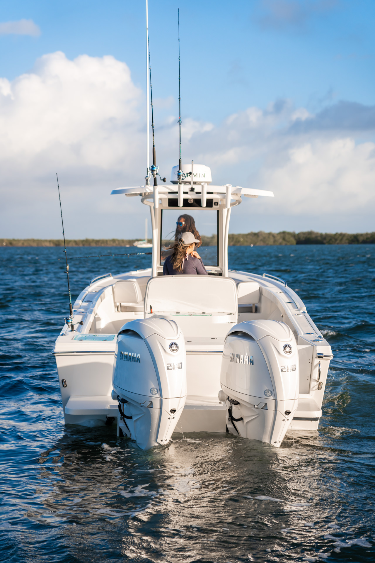 Parker Boats 274 Fathom Exterior 04