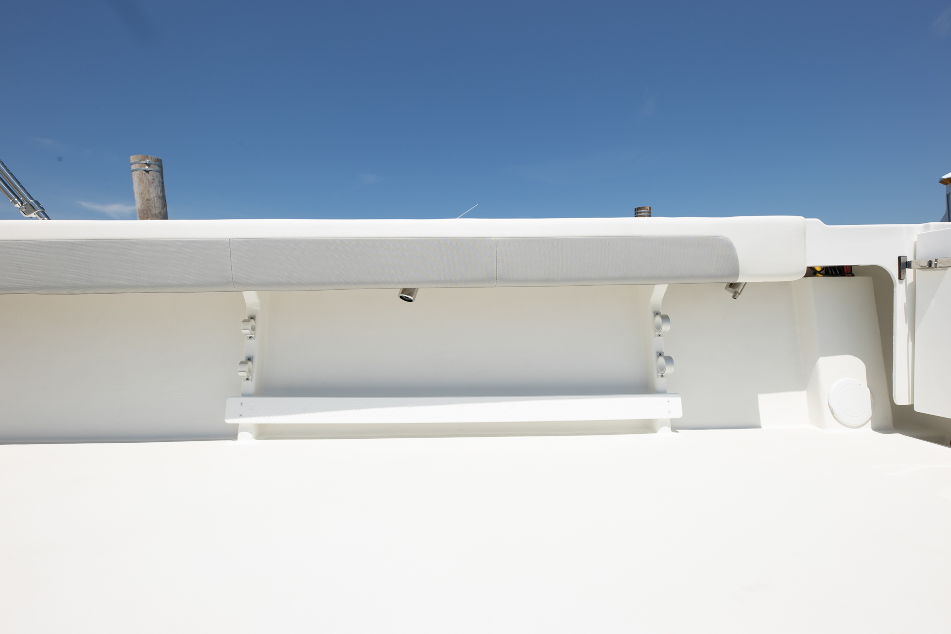 Parker Boats 287 Explorer Interior 06